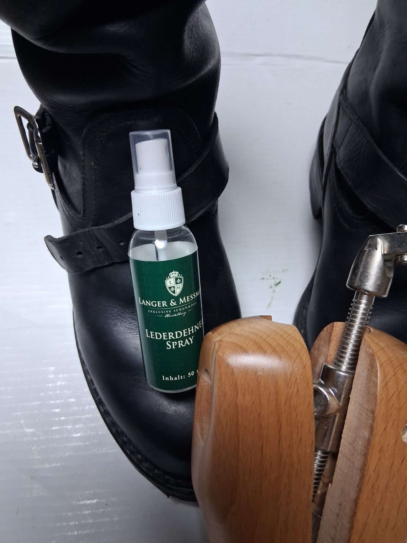 Wesco Schaftstiefel dehnen.